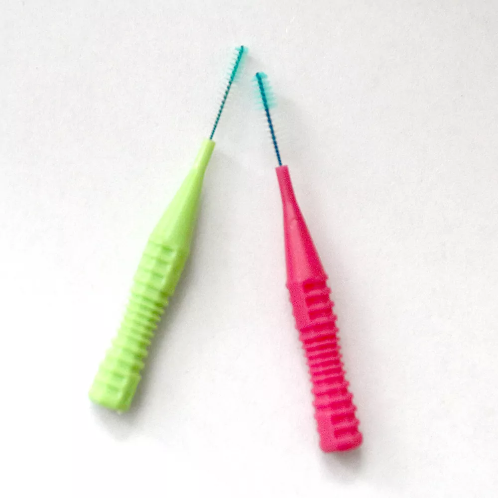 Berus Interdental Pakai